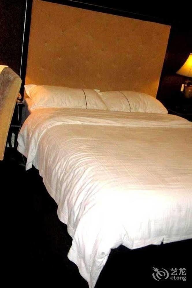 Manhattan Jinling Hotel 샹하이 외부 사진
